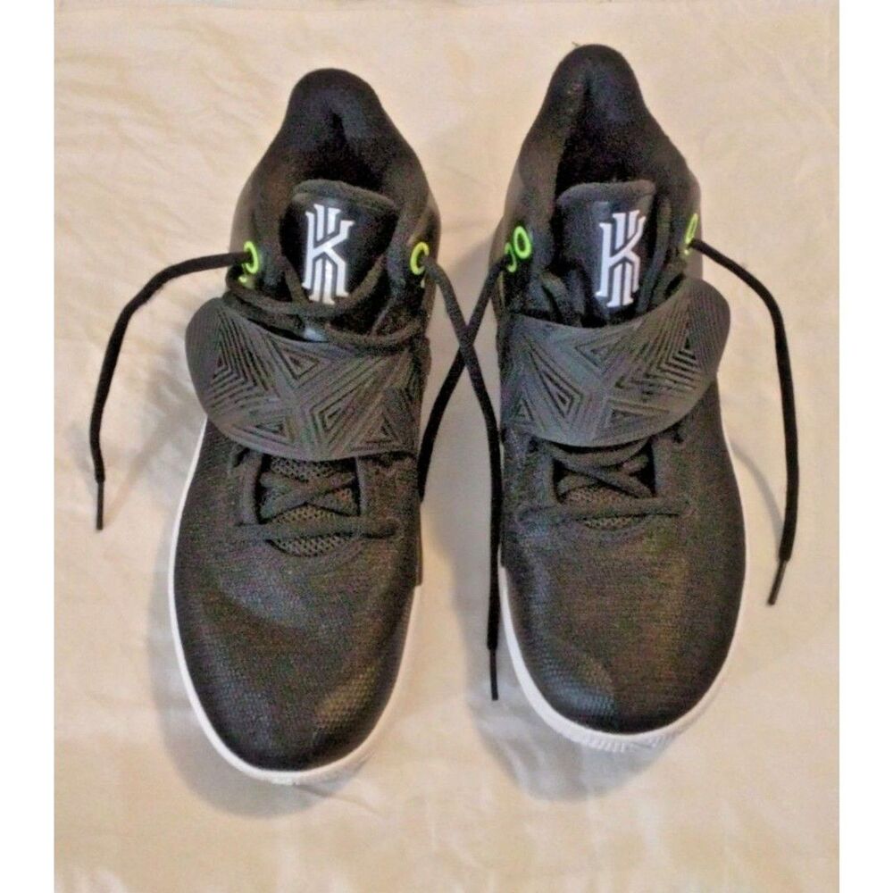 Kyrie Flytrap 3 Nike Shoe “Black Volt” Size 9